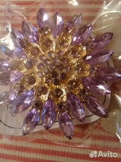 Броши бижутерия новая