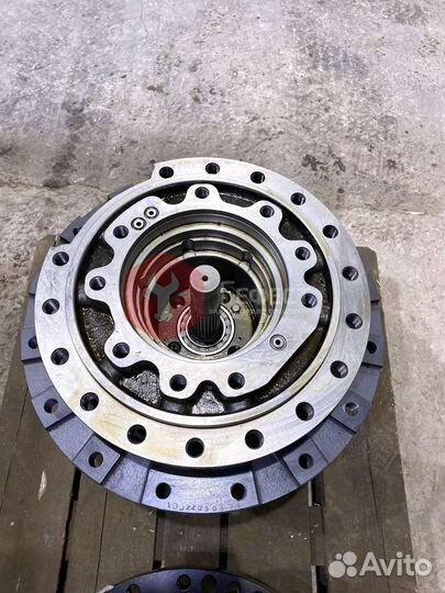 Бортовой редуктор Hitachi ZX250LC-5B 9243839