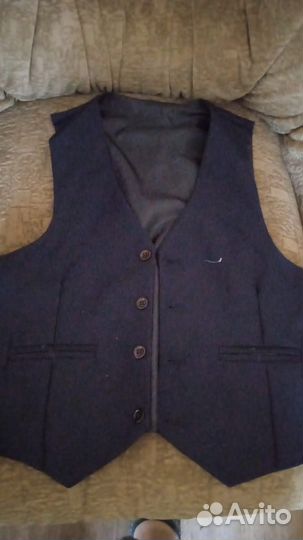 Жилет на мальчика школьный
