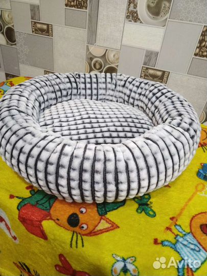 Лежанка для кошек и собак