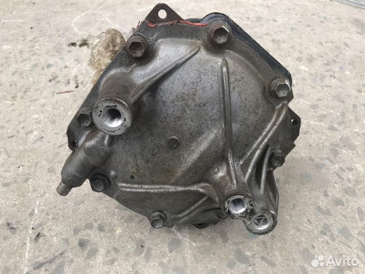 Редуктор задний Lexus RX2