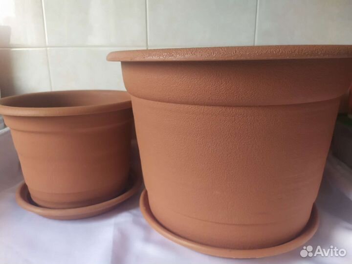 Горшки для цветов,от -40до120,большой и средний
