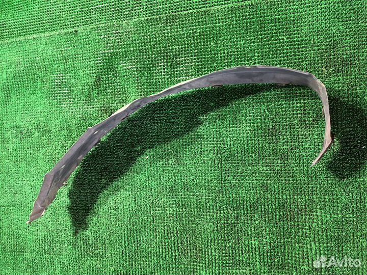 Подкрылок лев. перед. Nissan Safari