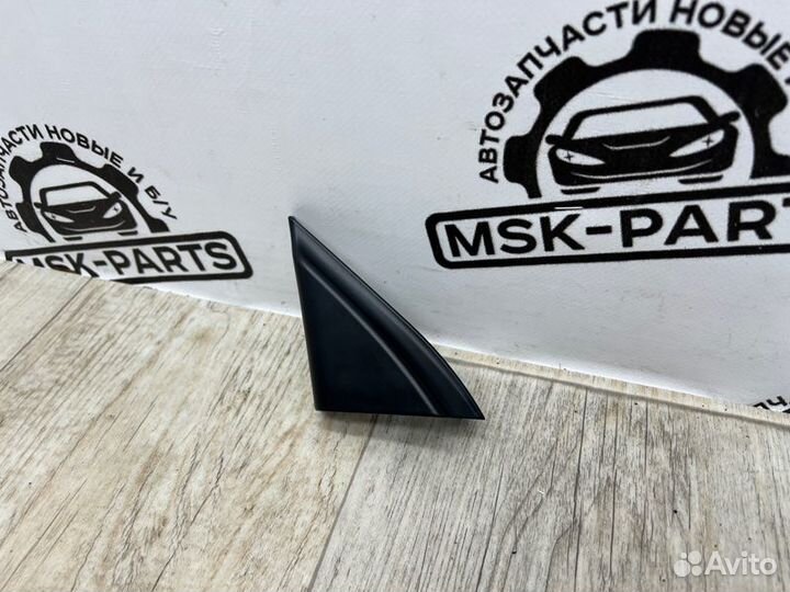 Накладка крепления зеркала левая Chery Tiggo 4 Pro