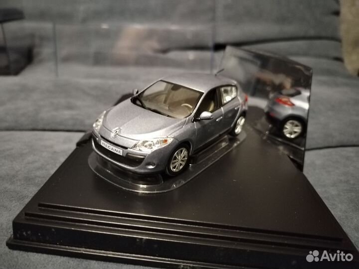 Renault megane 1:43