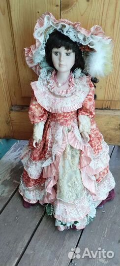 Куклы фарфоровые коллекционные