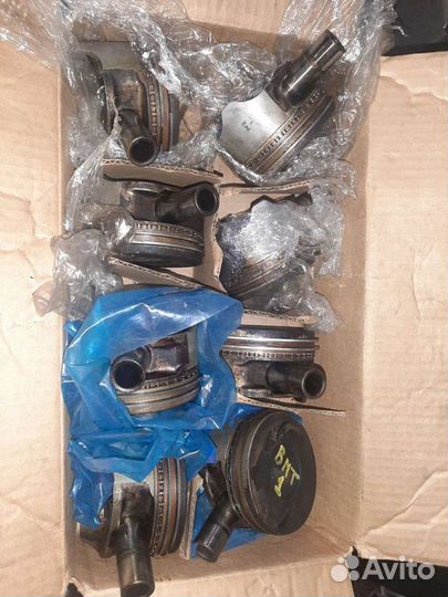 Поршень GM 7,4l