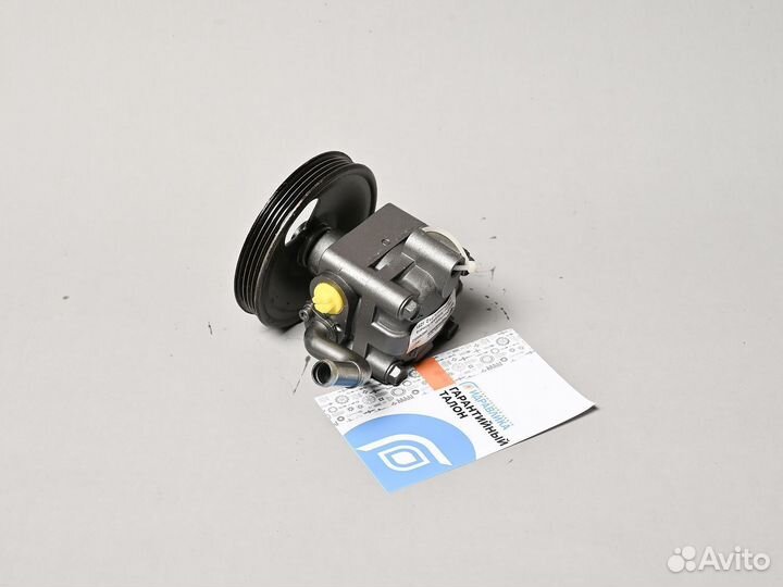 Насос гур nissan Almera N16/Primera P12 (ZF)