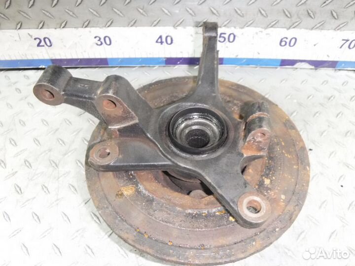 Кулак передний правый Daewoo Matiz