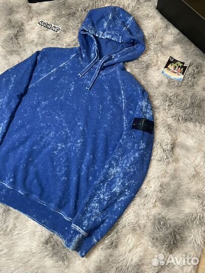 Stone island off dye