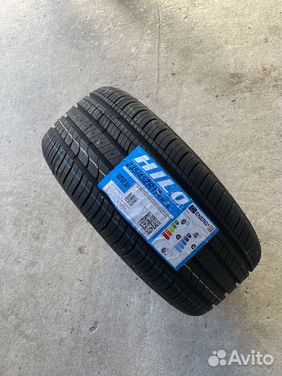 Hilo Vantage XU1 235/45 R17 97W