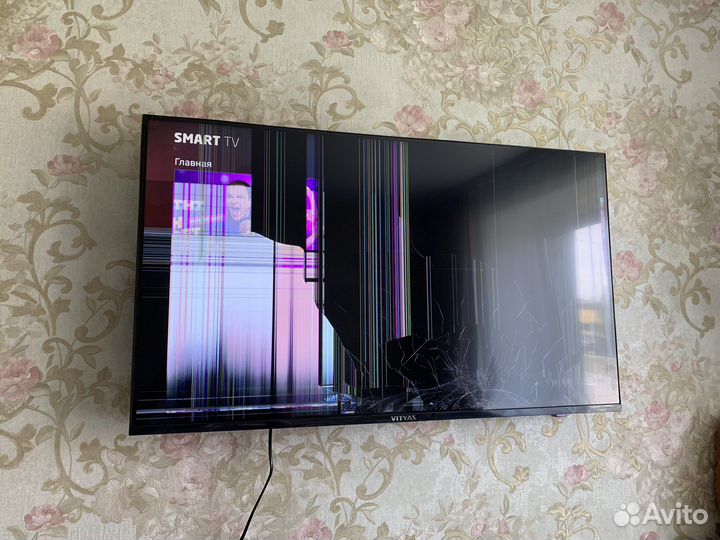 Телевизор на запчасти