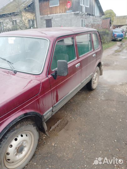 LADA 4x4 (Нива) 1.7 МТ, 2006, 130 000 км