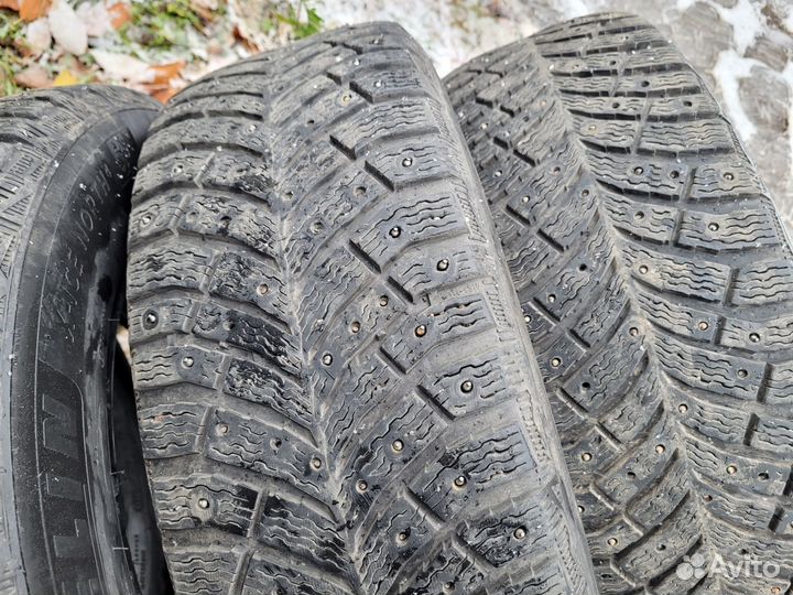 Michelin X-Ice North 4 215/60 R16 90T