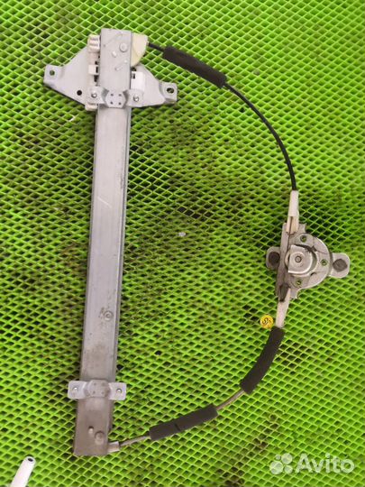 Стеклоподъемник задний левый Chevrolet Aveo T250