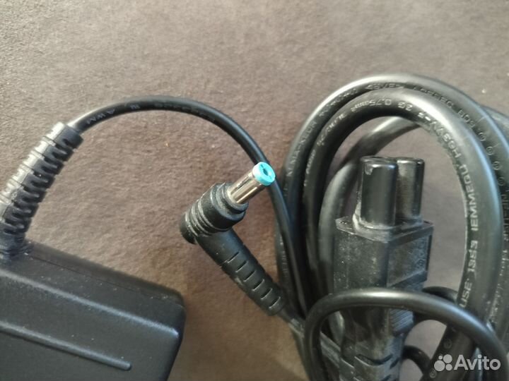 Блок питания для ноутбука acer (зарядка)