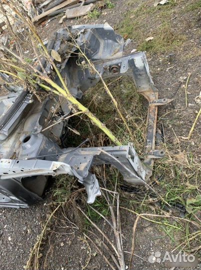 Лонжерон правый Suzuki Sx4 2010