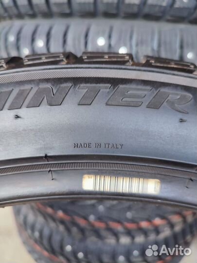 Pirelli Winter Sottozero 3 245/40 R20 99W