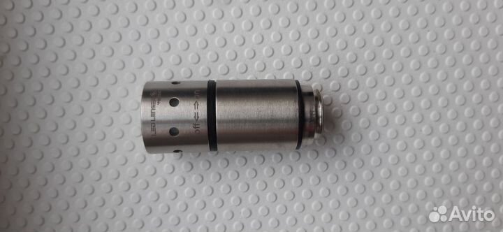 Фонарик светодиодный Led Lenser автомобильный