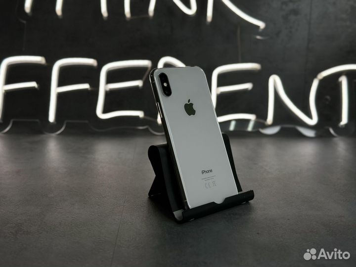 iPhone X, 64 ГБ