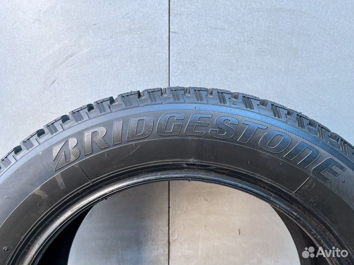Bridgestone Blizzak Spike-01 185/60 R15