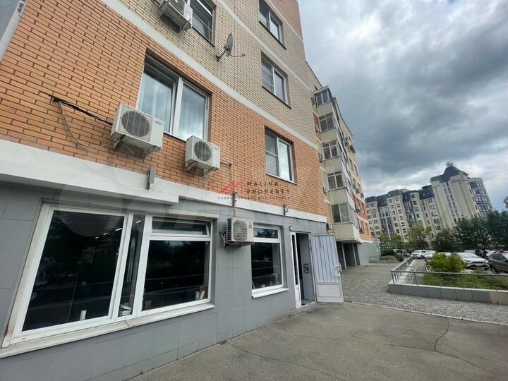 Продам торговое помещение, 111 м²