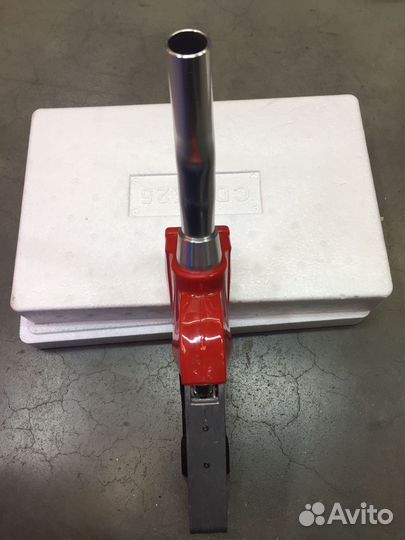 Заправочный пистолет с электронным счетчиком