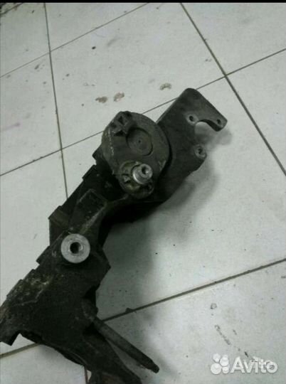 Кронштейн генератора split port