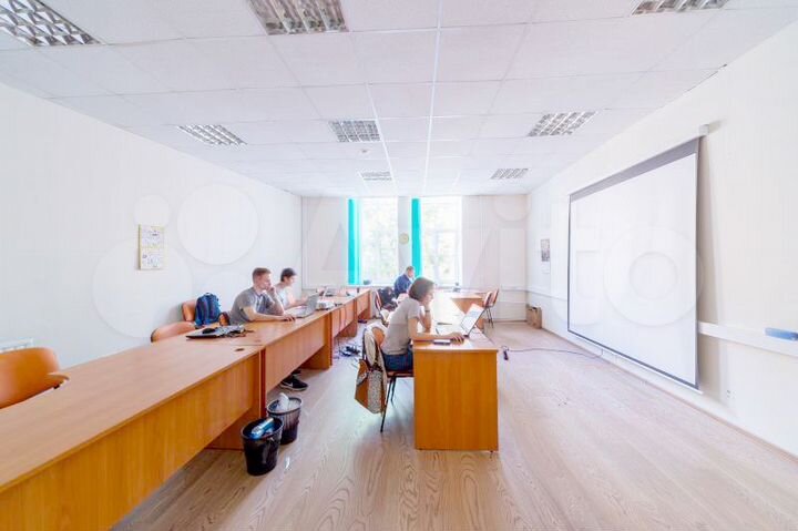 Собственник 214 м2 у метро Горьковская