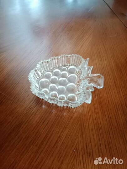 Вазы,салатники разные, хрустальные, стелко