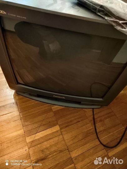 Телевизор samsung