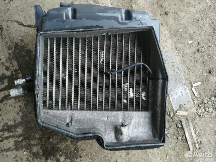 Корпус печки Nissan Armada