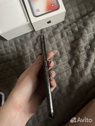 iPhone X, 64 ГБ