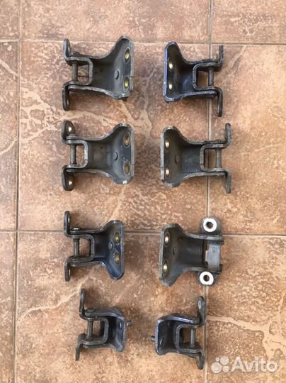 Петли для дверей мл 163, комлект на 4 двери