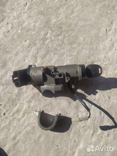 Замок зажигания lacetti