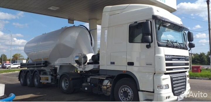 Водитель цементовоза 25р км