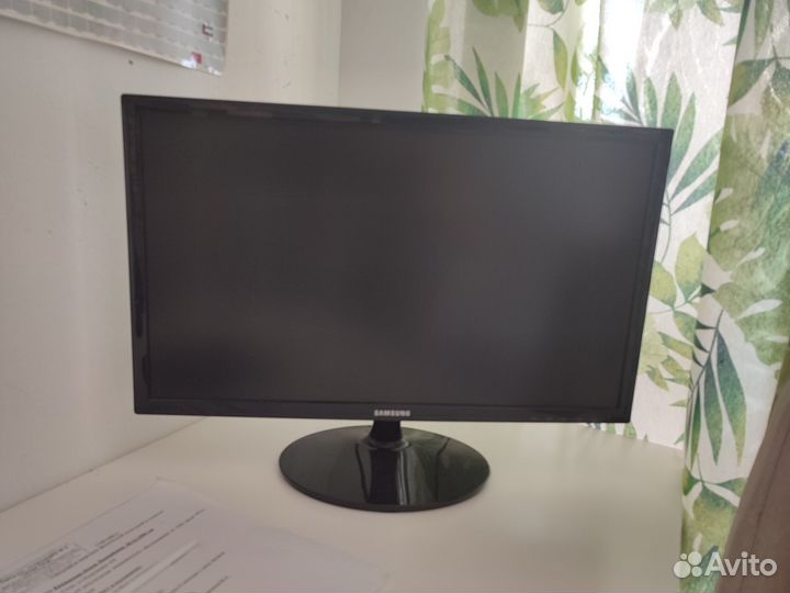 Монитор Samsung s24d300h 24 дюйма