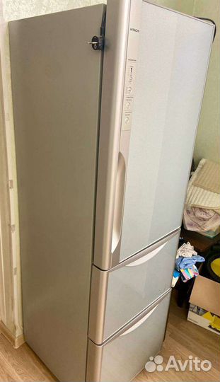 Холодильник Hitachi