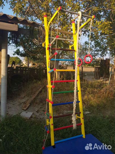 Продаётся детская спортивная стенка