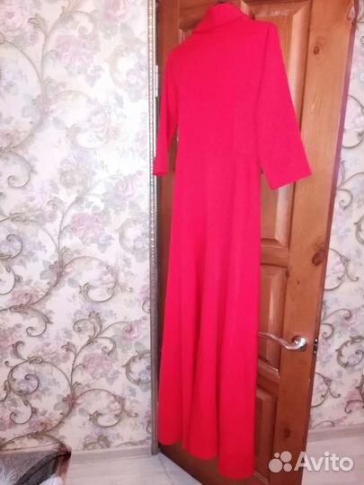 Платье нарядное в пол, размер 46