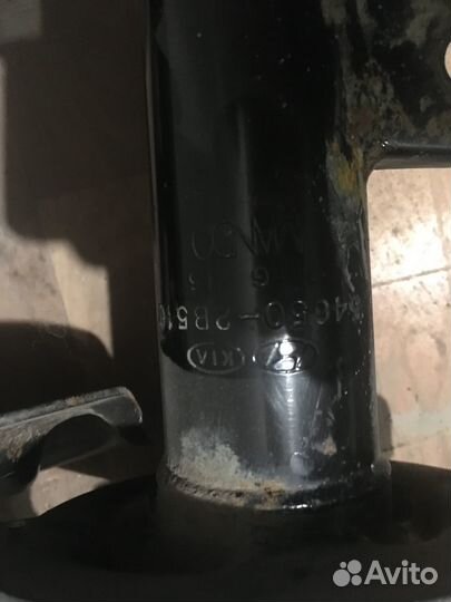 Передние стойки Hyndai santa fe II 2011г. б\у