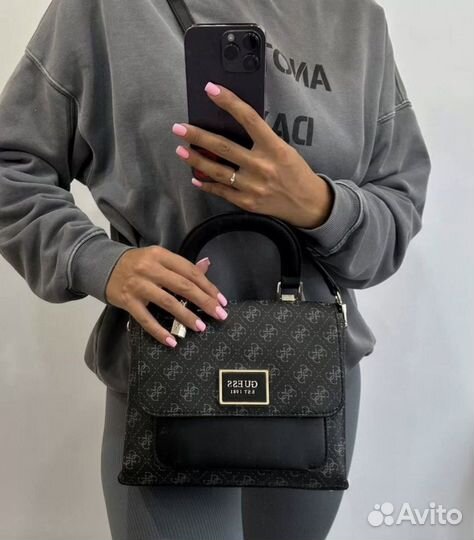 Новые сумки и рюкзак guess