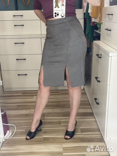 Классическая юбка из эко-замши 44-46р