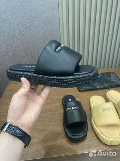 Шлепанцы prada