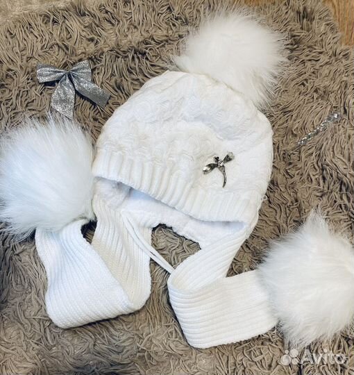 Шапка зимняя для девочки с помпоном