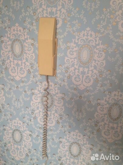 Телефон настенный (телефонный аппарат) СССР ретро