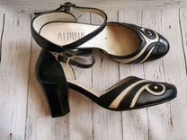 Итальянские туфли Alpina, 38 размер,новые