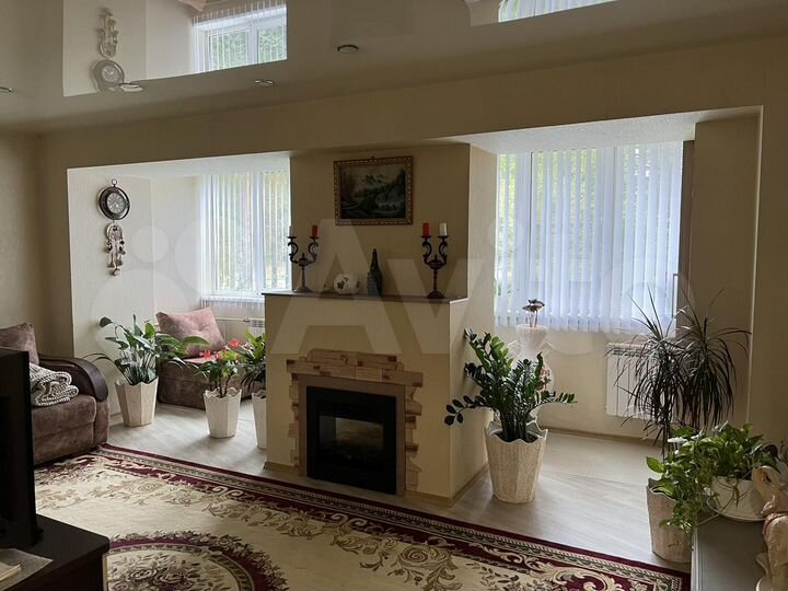 3-к. квартира, 70 м², 1/5 эт.