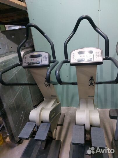 Technogym степпер xt