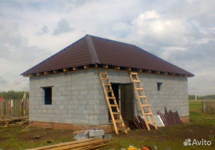 Бригада строителей